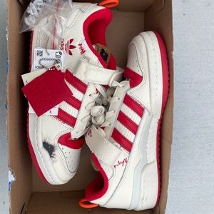 Adida Forum Low Mens "Home Alone" Shoes